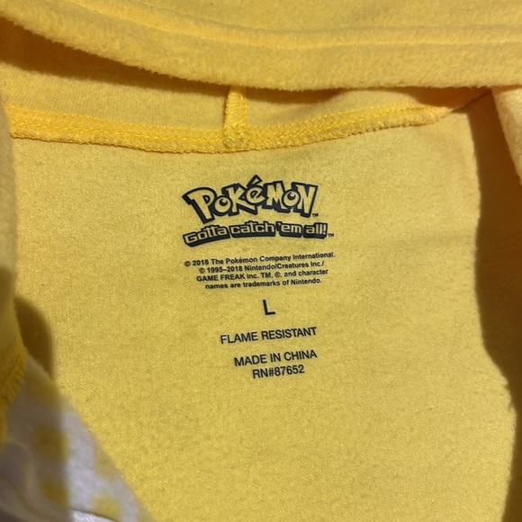 Pokémon Pikachu Onesie In Bright Yellow Pikachu Print In Size Kids Large - Picture 8 of 12